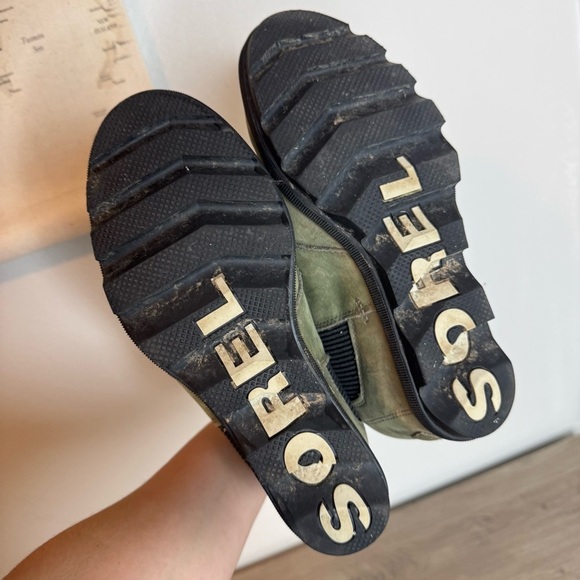 SOREL JOAN OF ARCTIC II WEDGE PLATFORMS Chelsea Booties Boots In Olive Green - Picture 6 of 7